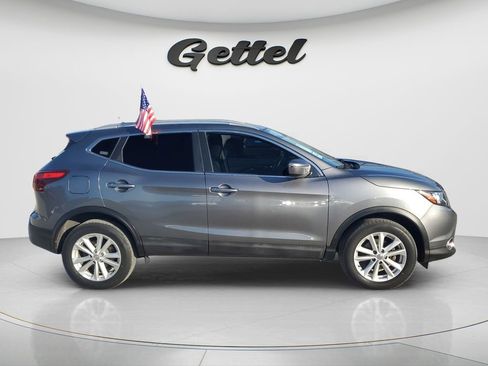 Used 2018 Nissan Rogue Sport SV w/ SV All-Weather Package AWD/4WD image 4