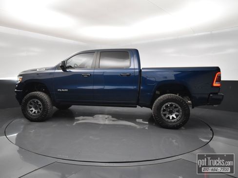 Used 2024 RAM 1500 Laramie AWD/4WD image 3