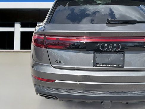 Used 2025 Audi Q8 Prestige image 13
