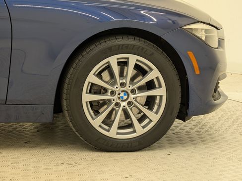 Used 2016 BMW 320i 320i image 12