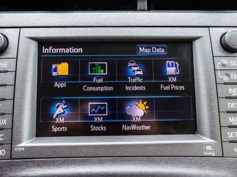 Used 2013 Toyota Prius Five w/ Advanced Technology Pkg FWD image 9