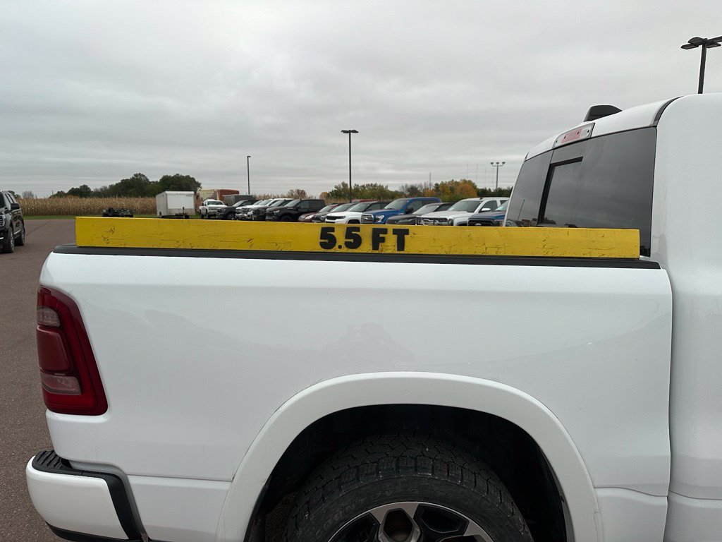 Used 2022 RAM 1500 Limited w/ Body-Colour Bumper Group AWD/4WD image 42