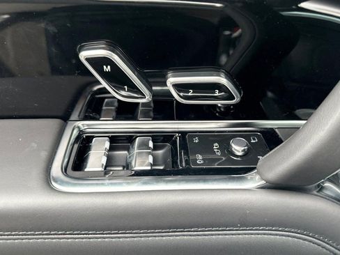 New 2026 Land Rover Range Rover SE AWD/4WD image 11