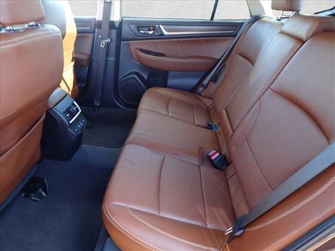 Used 2019 Subaru Outback 3.6R Touring image 10