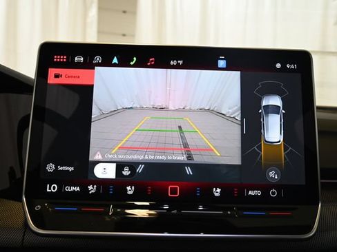 New 2026 Volkswagen GTI SE FWD image 7