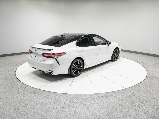 Used 2019 Toyota Camry XSE FWD image 29
