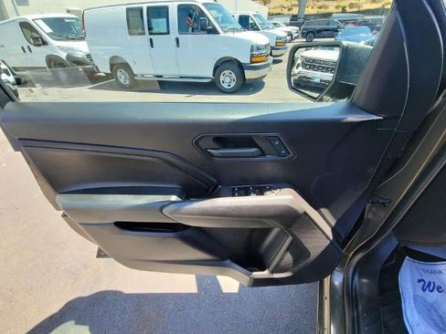 Used 2023 Chevrolet Colorado W/T RWD image 23