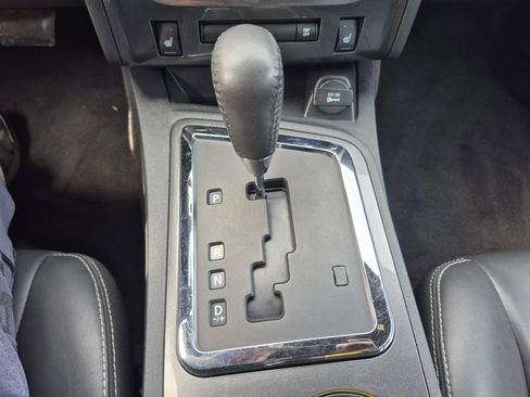 Used 2010 Dodge Challenger R/T image 21