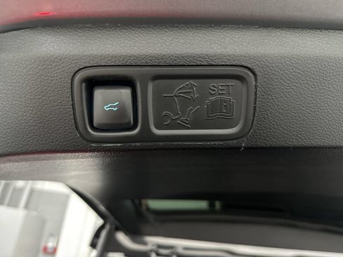 Used 2021 Ford Expedition XLT AWD/4WD image 38
