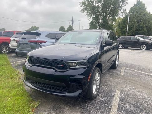 Used 2025 Dodge Durango GT AWD/4WD image 3