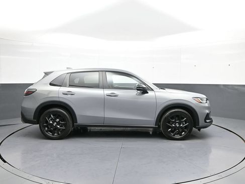 Certified 2024 Honda HR-V Sport image 5
