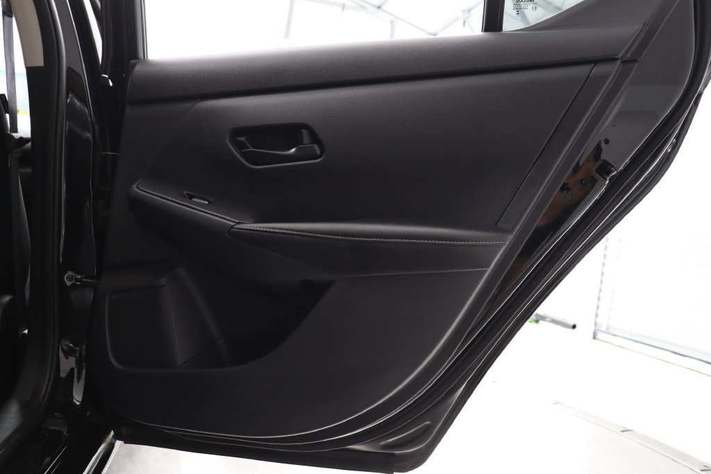 Used 2024 Nissan Sentra SV FWD image 35