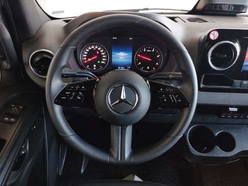 Used 2026 Mercedes-Benz Sprinter 2500 image 20