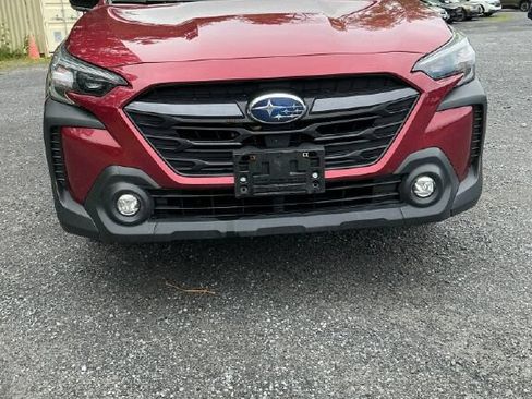 Used 2024 Subaru Outback Premium AWD/4WD image 8