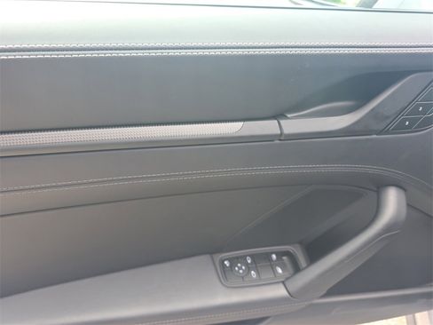 Used 2025 Porsche 911 Carrera 4 GTS image 20