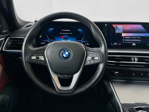 Used 2023 BMW i4 eDrive35 w/ Premium Package RWD image 18