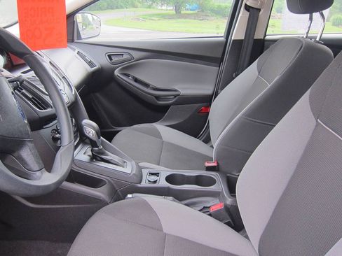 Used 2014 Ford Focus S FWD image 7