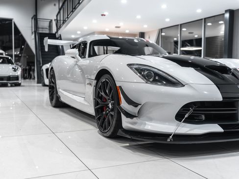 Used 2016 Dodge Viper ACR w/ Extreme Aero Package RWD image 56