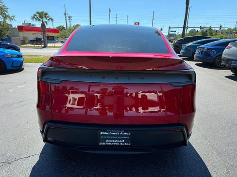 Used 2026 Tesla Model Y Long Range image 6