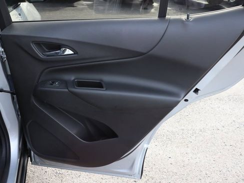 Used 2022 Chevrolet Equinox LT FWD image 28