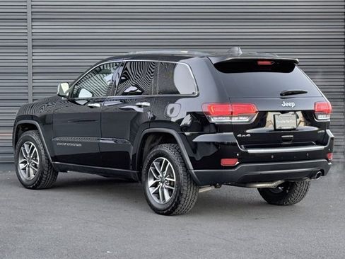 Used 2021 Jeep Grand Cherokee Limited w/ Luxury Group II image 3