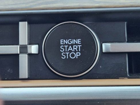 Certified 2025 Hyundai Santa Fe Limited image 21