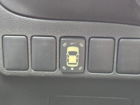 Used 2017 Mitsubishi Outlander ES FWD image 20