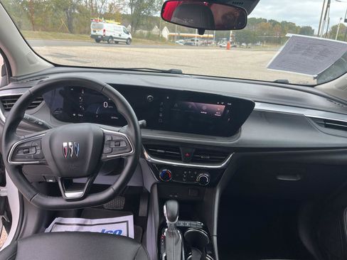 Used 2024 Buick Encore GX Sport Touring image 22