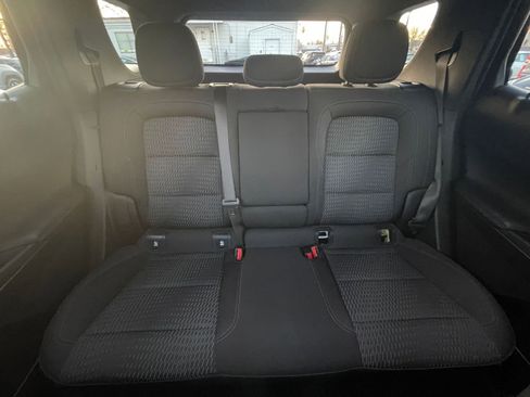 Used 2025 Chevrolet Equinox LT image 38