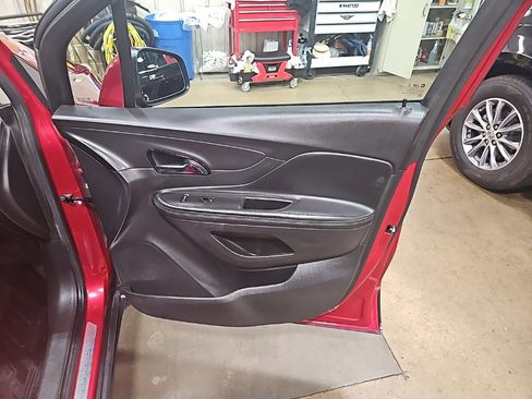 Used 2019 Buick Encore Preferred w/ Safety Package image 30