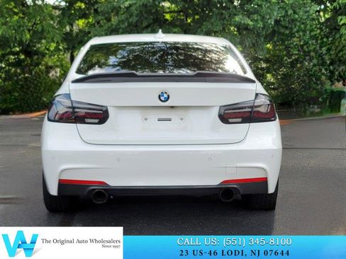 Used 2016 BMW 340i xDrive Sedan AWD/4WD image 5