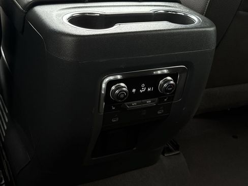 Used 2023 GMC Yukon Denali AWD/4WD image 24