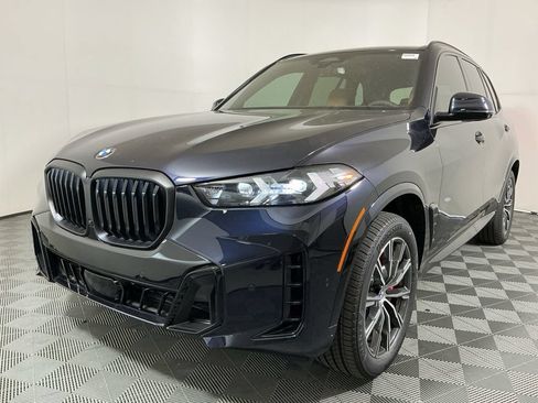 New 2026 BMW X5 sDrive40i w/ M Sport Package RWD image 2