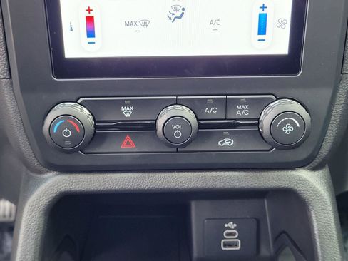 Used 2024 Ford Ranger XL w/ Trailer Tow Package RWD image 13