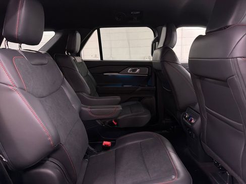 New 2026 Ford Explorer ST image 29