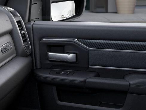 New 2025 RAM 5500 4x4 Regular Cab image 25