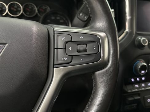 Used 2021 Chevrolet Silverado 1500 LTZ AWD/4WD image 41