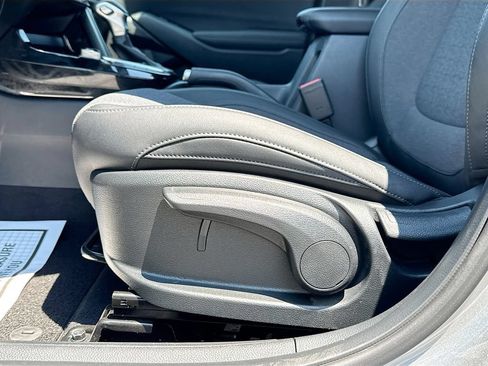 Certified 2025 Kia Seltos X-Line AWD/4WD image 22