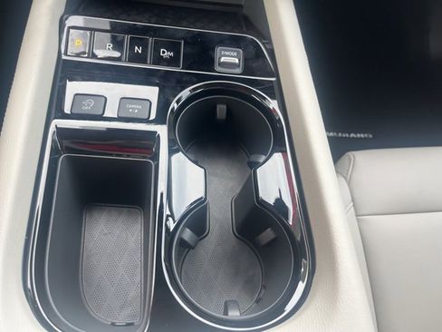 New 2025 Nissan Murano SV image 18