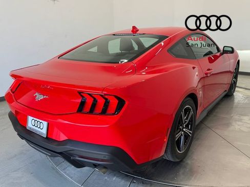 Used 2025 Ford Mustang Coupe RWD image 33
