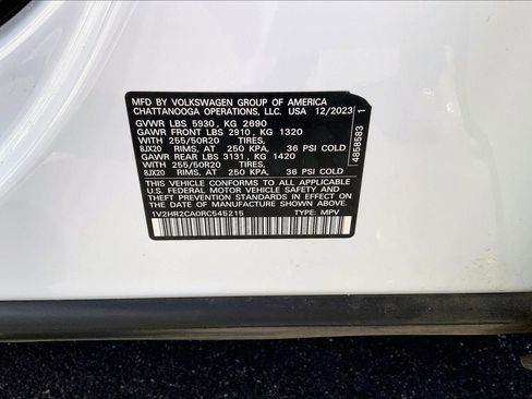 Used 2024 Volkswagen Atlas SE image 28