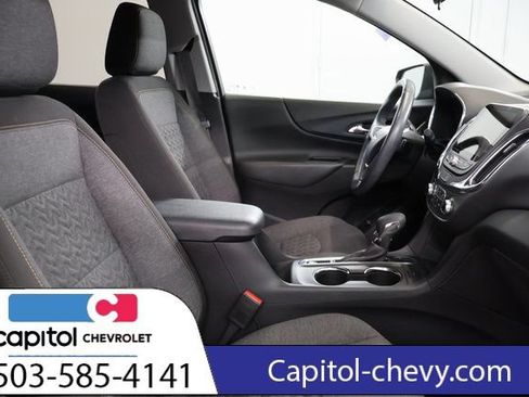 Used 2022 Chevrolet Equinox LT AWD/4WD image 30