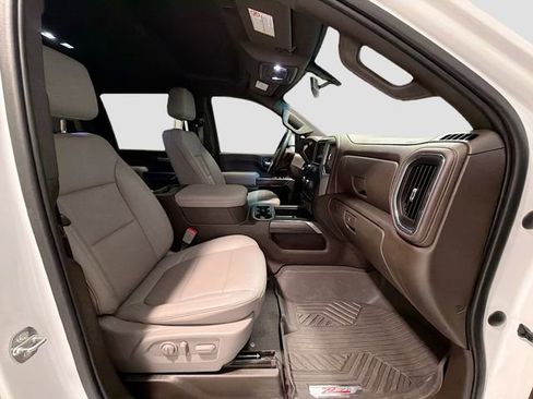 Certified 2023 Chevrolet Silverado 3500 LTZ w/ LTZ Convenience Package image 23