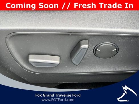Certified 2022 Ford Escape SEL w/ SEL Stealth AWD Package image 11