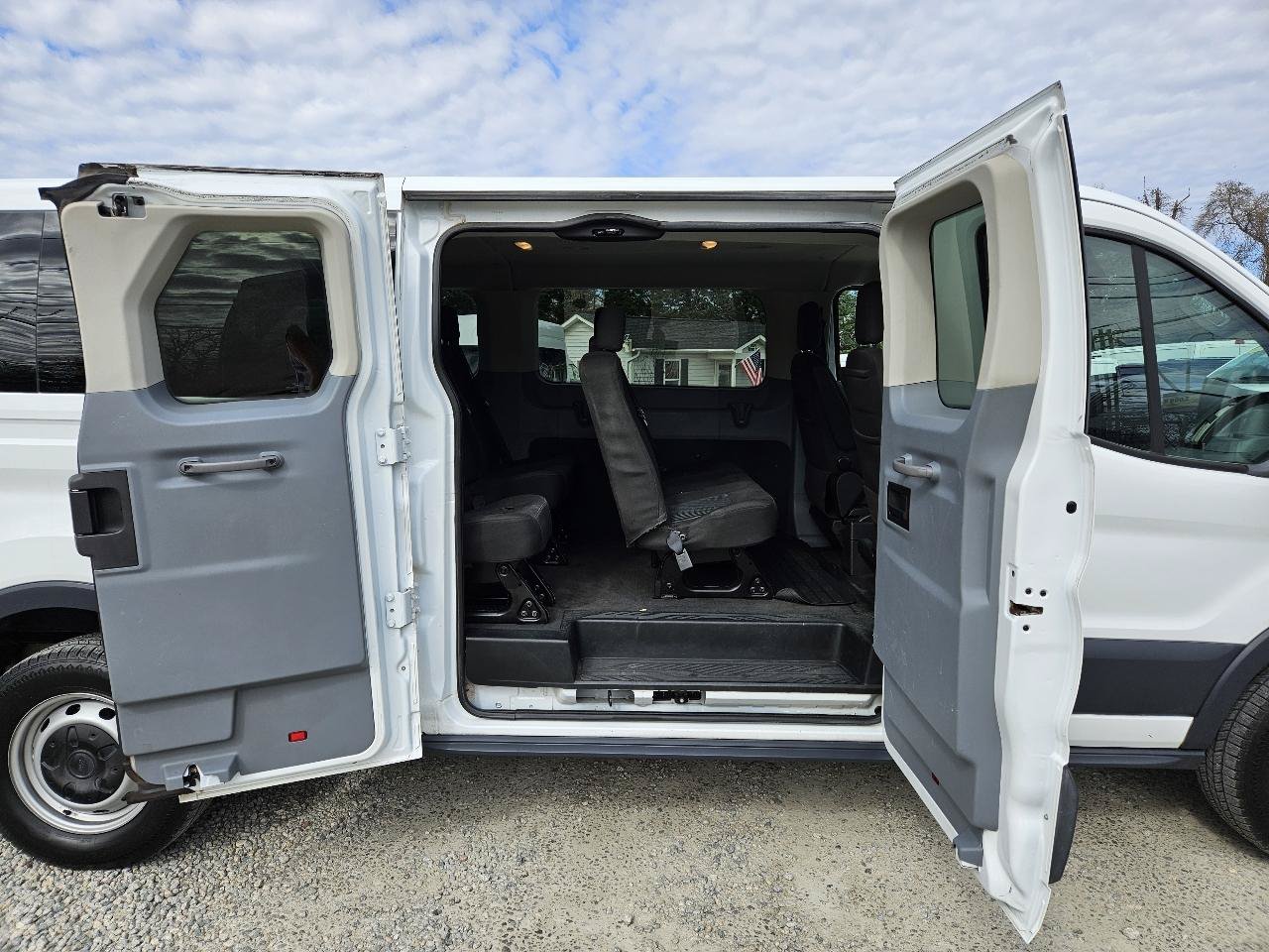 Used 2018 Ford Transit 350 XL RWD image 17