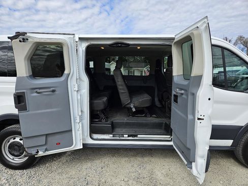 Used 2018 Ford Transit 350 XL image 17