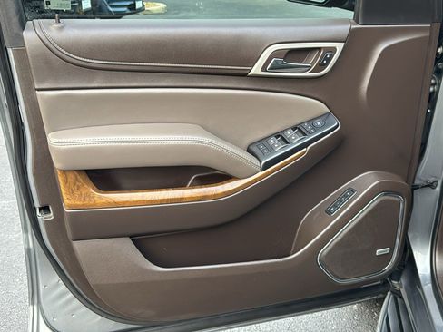 Used 2019 GMC Yukon Denali AWD/4WD image 10