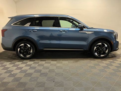 Used 2025 Kia Sorento SX Prestige AWD/4WD image 4