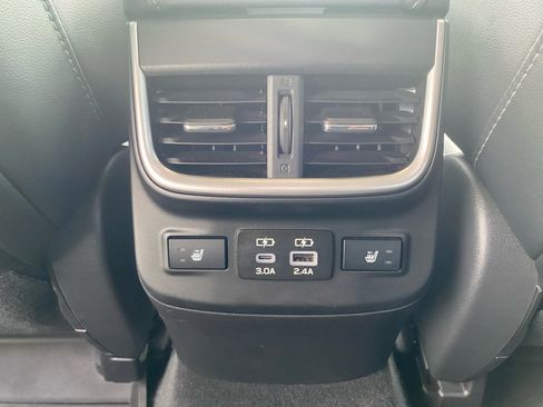 Used 2025 Subaru Outback Limited image 25