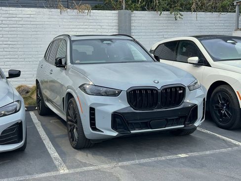 Used 2024 BMW X5 M60i AWD/4WD image 2